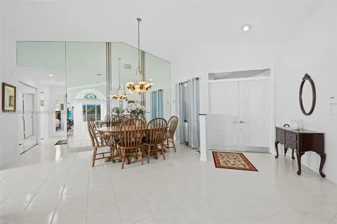 9650 Harbour Lake Circle Boynton Beach FL 33437
