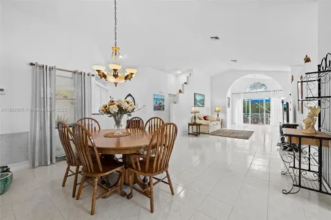 9650 Harbour Lake Circle Boynton Beach FL 33437