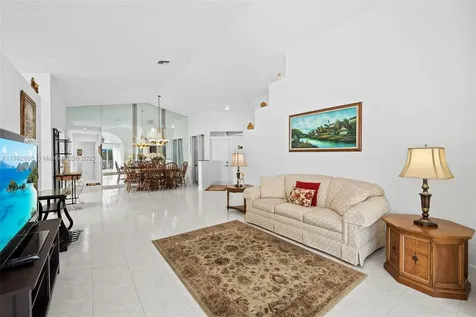 9650 Harbour Lake Circle Boynton Beach FL 33437