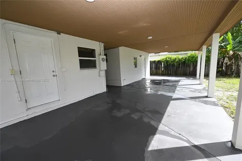 3130 NW 95th Terrace Miami FL 33147