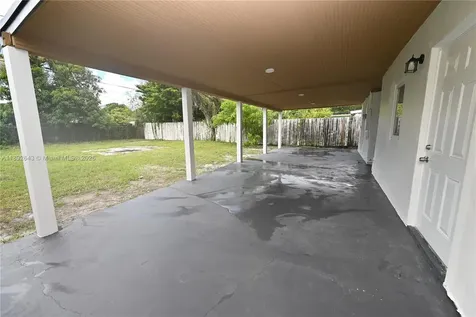 3130 NW 95th Terrace Miami FL 33147