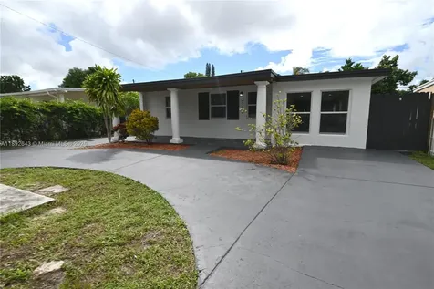 3130 NW 95th Terrace Miami FL 33147