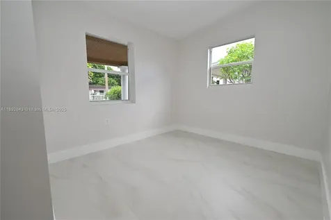 3130 NW 95th Terrace Miami FL 33147