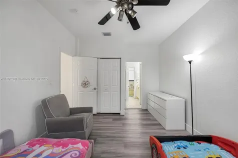 15987 SW 141st Street Miami FL 33196