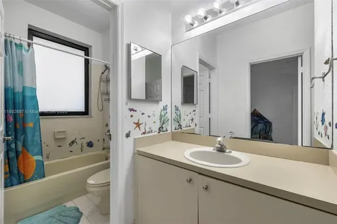 15987 SW 141st Street Miami FL 33196