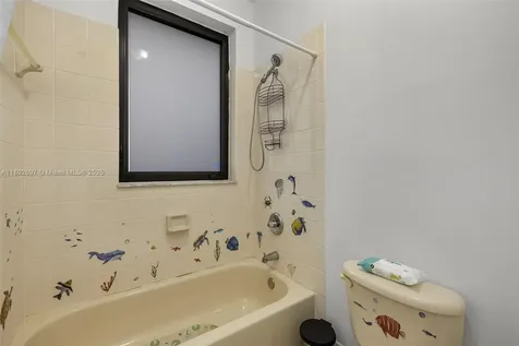 15987 SW 141st Street Miami FL 33196