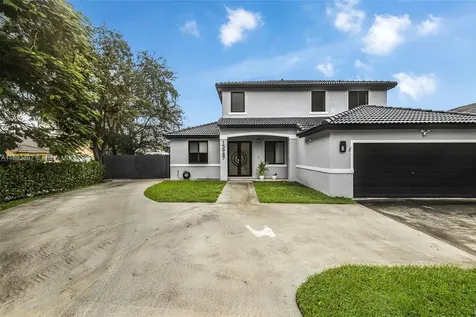 15987 SW 141st Street Miami FL 33196