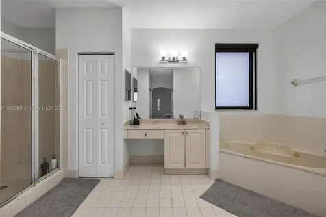 15987 SW 141st Street Miami FL 33196