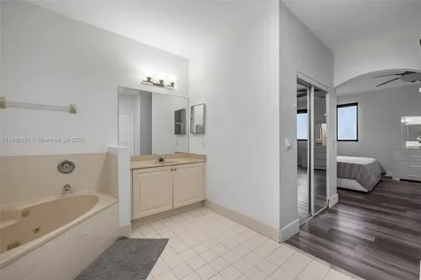 15987 SW 141st Street Miami FL 33196