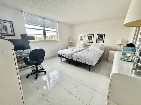 141 SE 3rd Avenue Dania Beach FL 33004