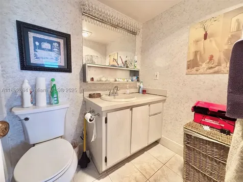 141 SE 3rd Avenue Dania Beach FL 33004