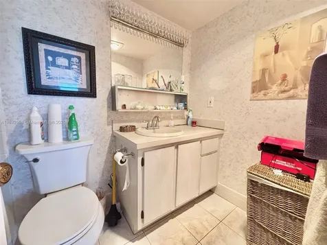 141 SE 3rd Avenue Dania Beach FL 33004
