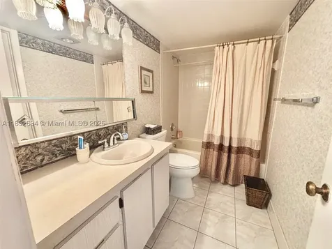 141 SE 3rd Avenue Dania Beach FL 33004