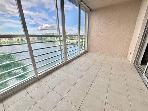 141 SE 3rd Avenue Dania Beach FL 33004