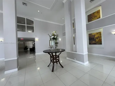 9725 NW 52nd Street Doral FL 33178