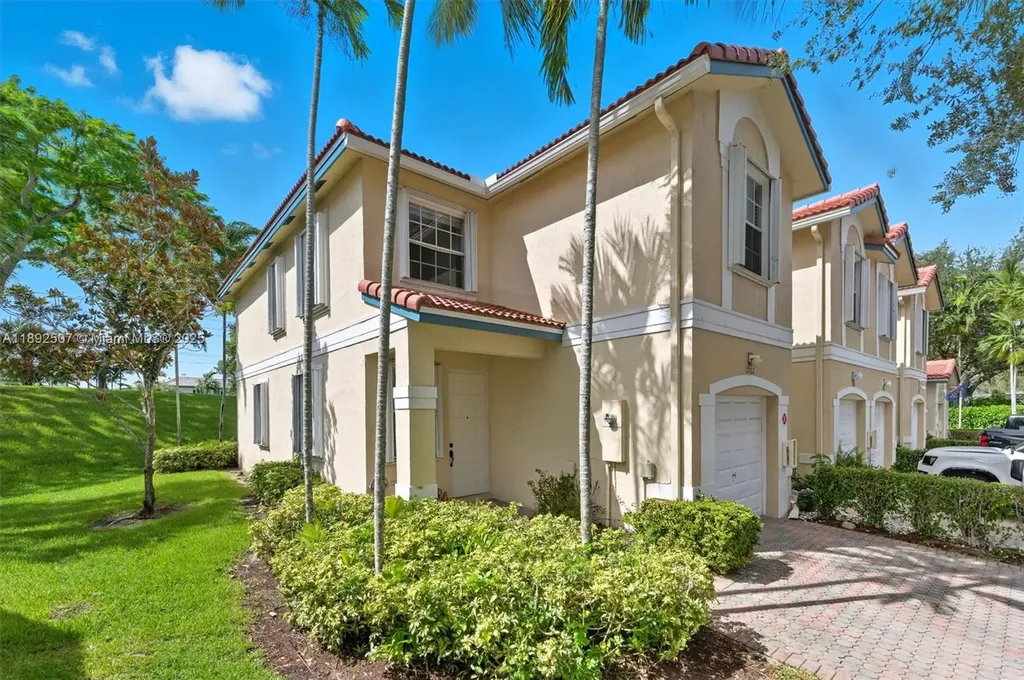 11762 NW 47th Drive Coral Springs FL 33076