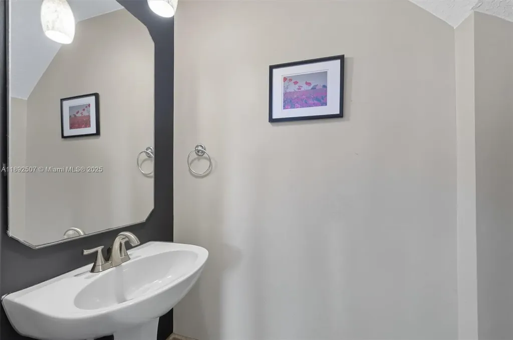 11762 NW 47th Drive Coral Springs FL 33076