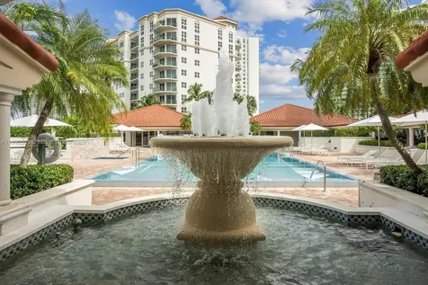 20000 E Country Club Drive Aventura FL 33180