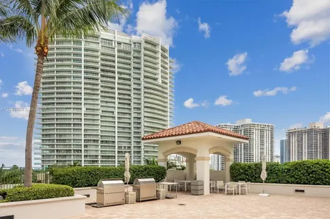 20000 E Country Club Drive Aventura FL 33180