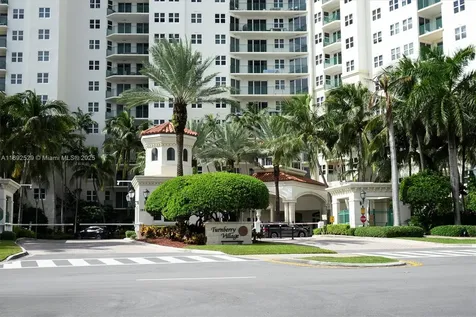 20000 E Country Club Drive Aventura FL 33180