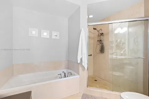 20000 E Country Club Drive Aventura FL 33180