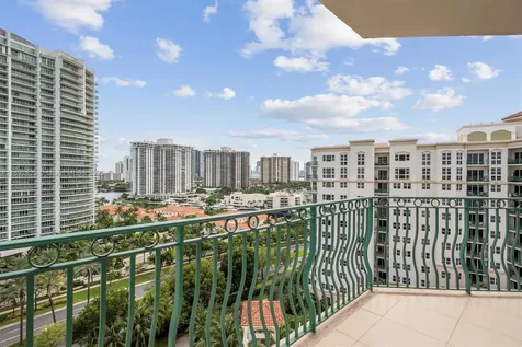 20000 E Country Club Drive Aventura FL 33180