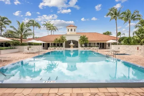 20000 E Country Club Drive Aventura FL 33180
