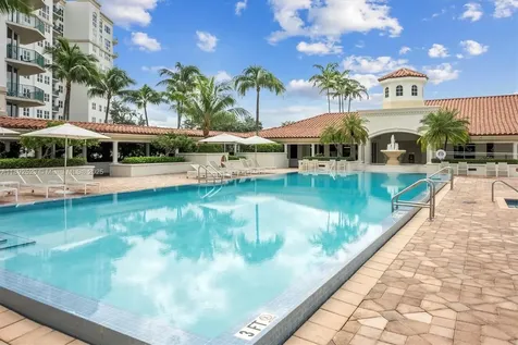 20000 E Country Club Drive Aventura FL 33180