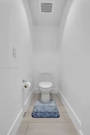 2000 Metropica Way Sunrise FL 33323