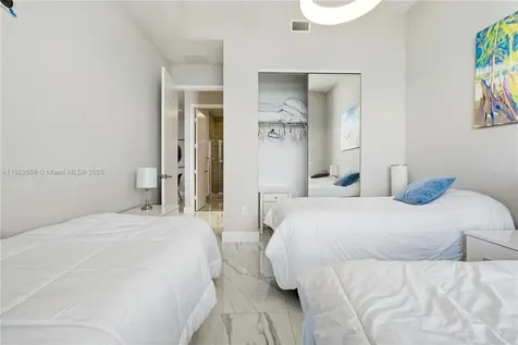 16001 Collins Avenue Sunny Isles Beach FL 33160