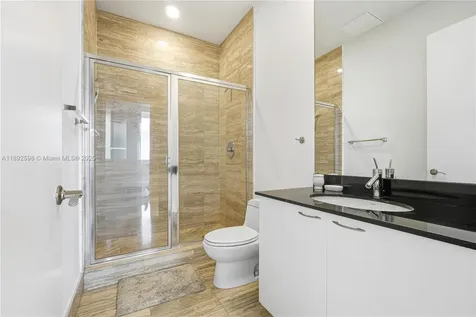 16001 Collins Avenue Sunny Isles Beach FL 33160