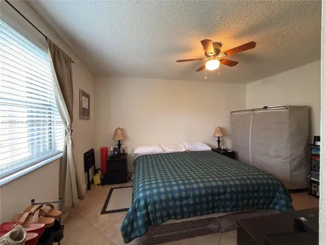 11266 SW 12th Street Pembroke Pines FL 33025