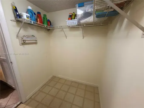 11266 SW 12th Street Pembroke Pines FL 33025