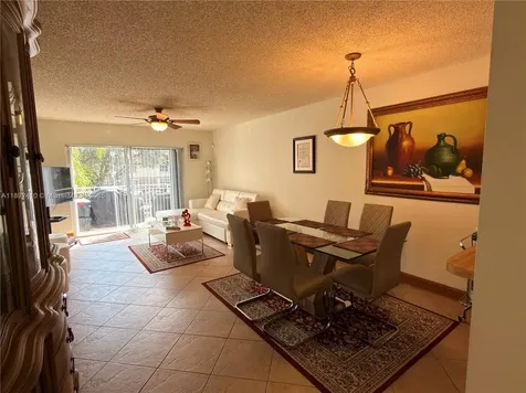 11266 SW 12th Street Pembroke Pines FL 33025