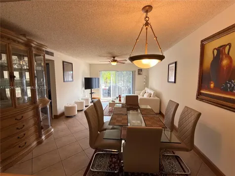 11266 SW 12th Street Pembroke Pines FL 33025