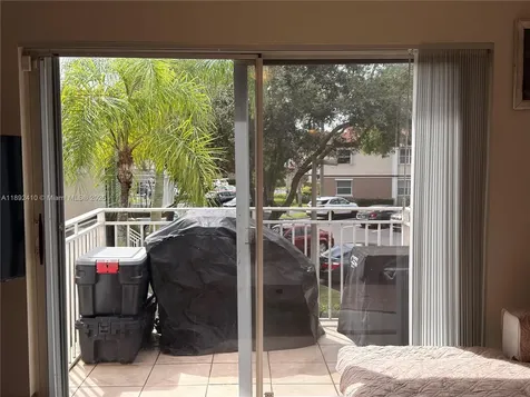 11266 SW 12th Street Pembroke Pines FL 33025