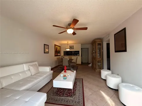 11266 SW 12th Street Pembroke Pines FL 33025