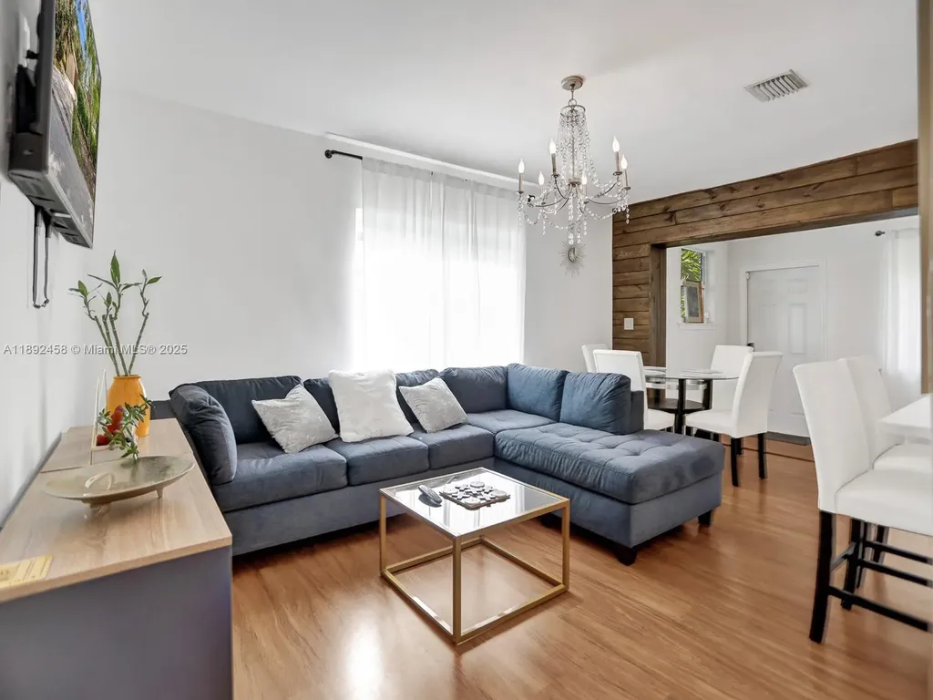 1106 NW 7th Terrace Fort Lauderdale FL 33311