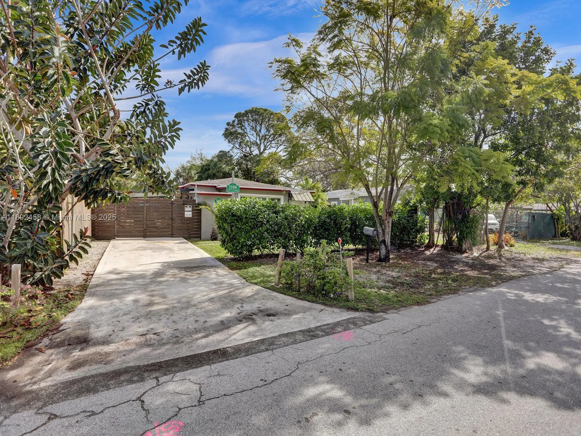 1106 NW 7th Terrace Fort Lauderdale FL 33311