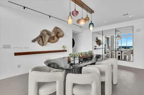 888 Biscayne Boulevard Miami FL 33132