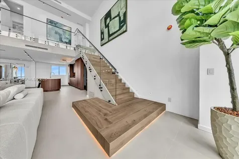 888 Biscayne Boulevard Miami FL 33132