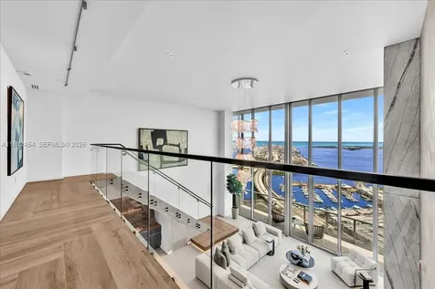 888 Biscayne Boulevard Miami FL 33132