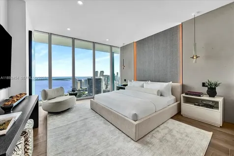 888 Biscayne Boulevard Miami FL 33132