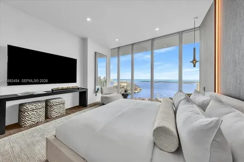 888 Biscayne Boulevard Miami FL 33132