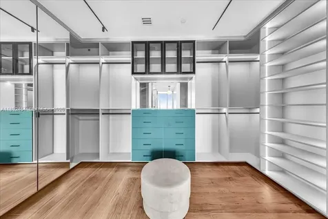 888 Biscayne Boulevard Miami FL 33132