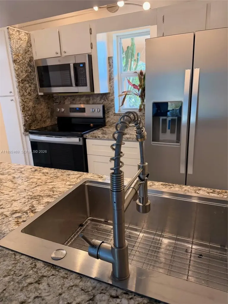 10181 Twin Lakes Drive Coral Springs FL 33071