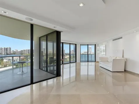 4000 Island Boulevard Aventura FL 33160