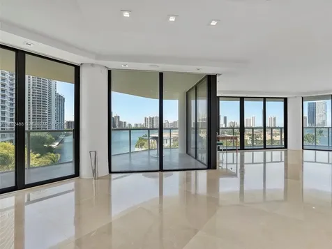 4000 Island Boulevard Aventura FL 33160