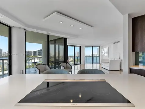 4000 Island Boulevard Aventura FL 33160