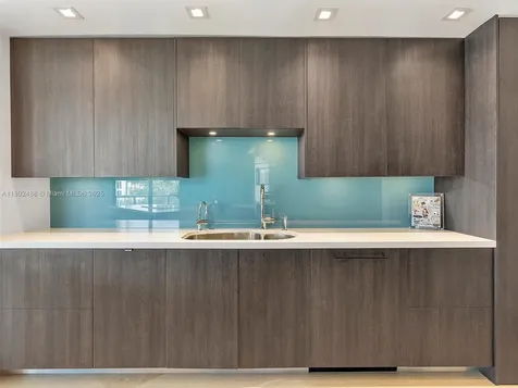 4000 Island Boulevard Aventura FL 33160